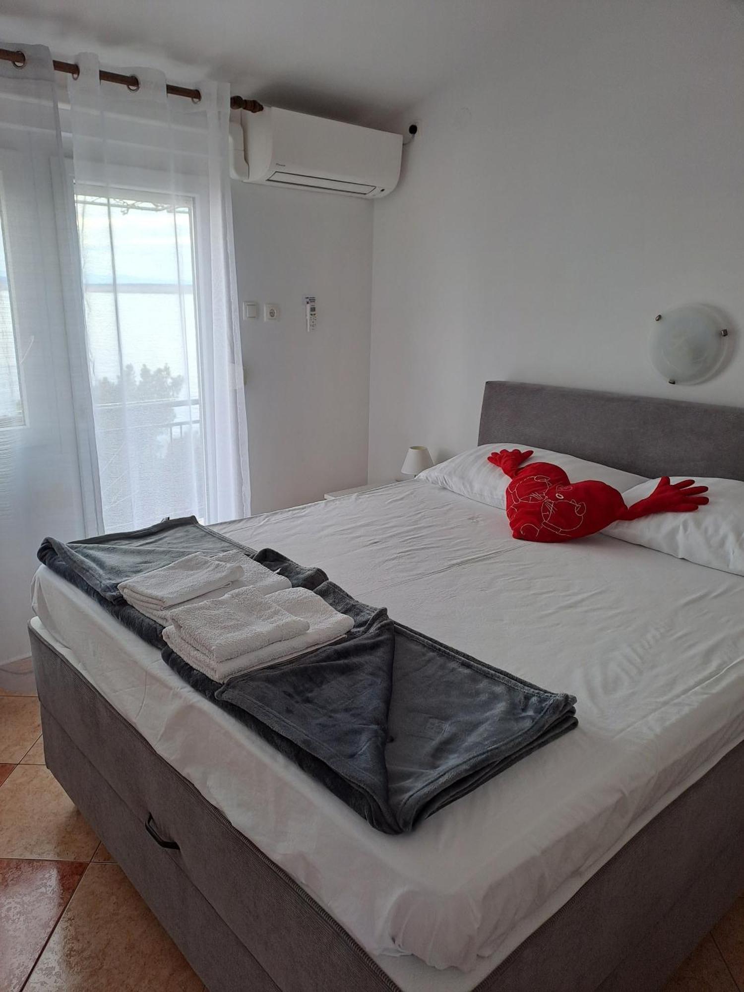 Apartments By The Sea Dramalj, Crikvenica - 2376 外观 照片